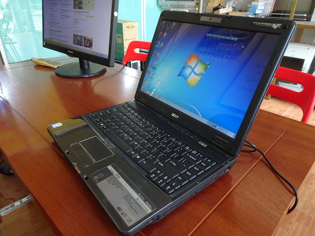 Laptop Acer Kon Tum