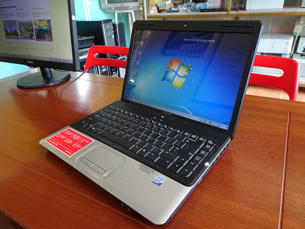 Hình ảnh Laptop HP Compaq CQ40 cũa giá rẻ Kon Tum